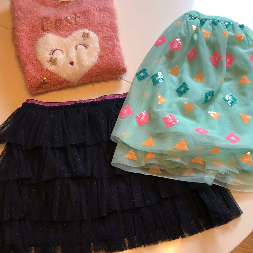 Combo, 2 skirts and 1 jersey